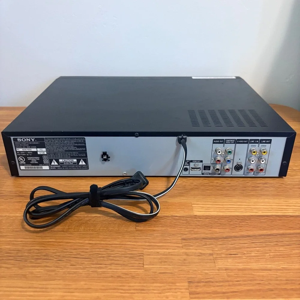 FOR PARTS Sony DVD Recorder VCR Combo RDR-VX525 HDMI 1080i Upscaling NOT WORKING